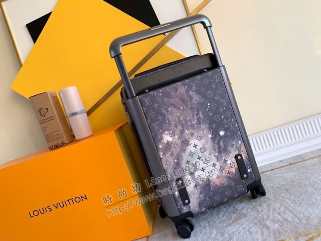 LV行李箱 M23203 寬拉杆拉鏈行李箱 LV星空拉杆箱 四輪拉杆箱xzx1183